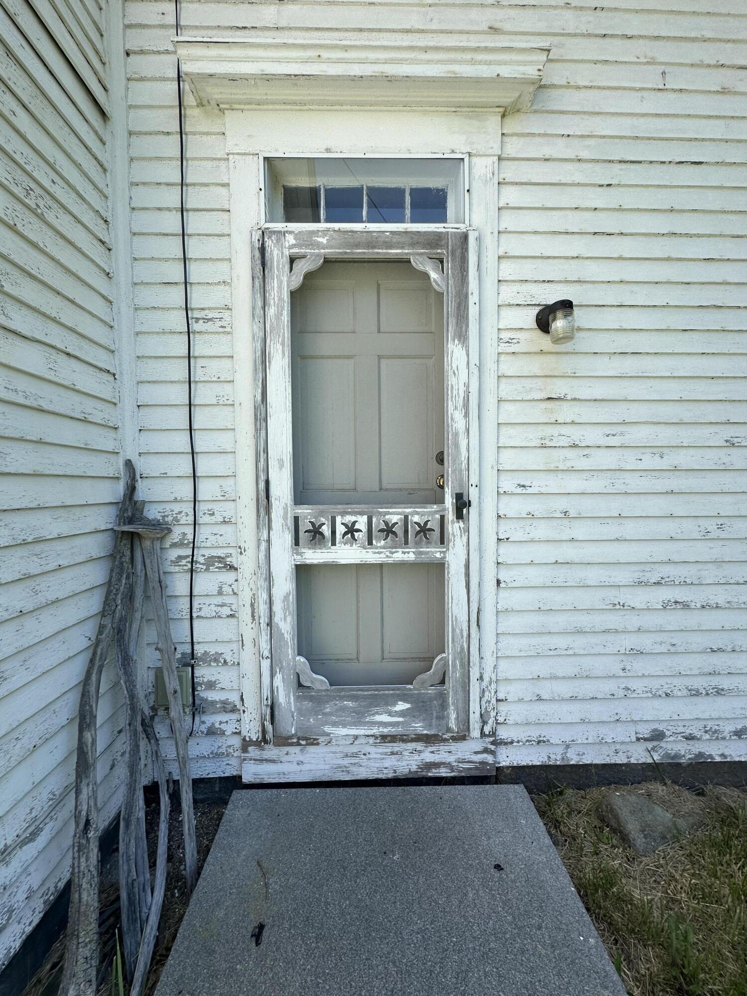 87 North Road Matinicus Isle Plt ME 04851