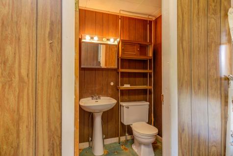 341 Pond Road Lewiston ME 04240