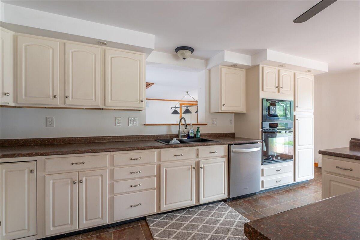 317 Augusta Road Washington ME 04574