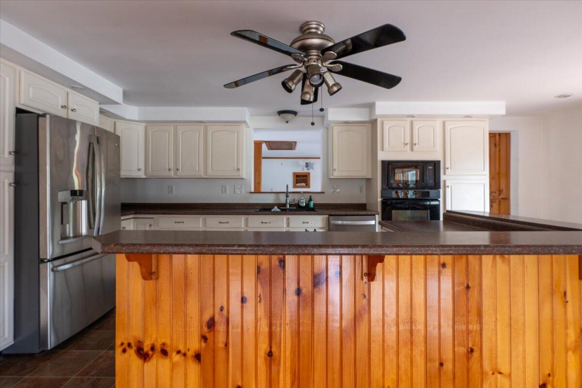 317 Augusta Road Washington ME 04574