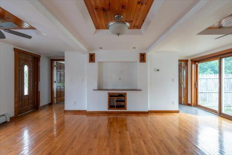 317 Augusta Road Washington ME 04574