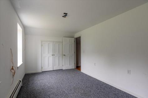 317 Augusta Road Washington ME 04574