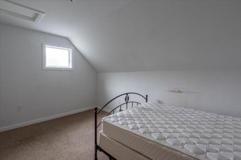 317 Augusta Road Washington ME 04574