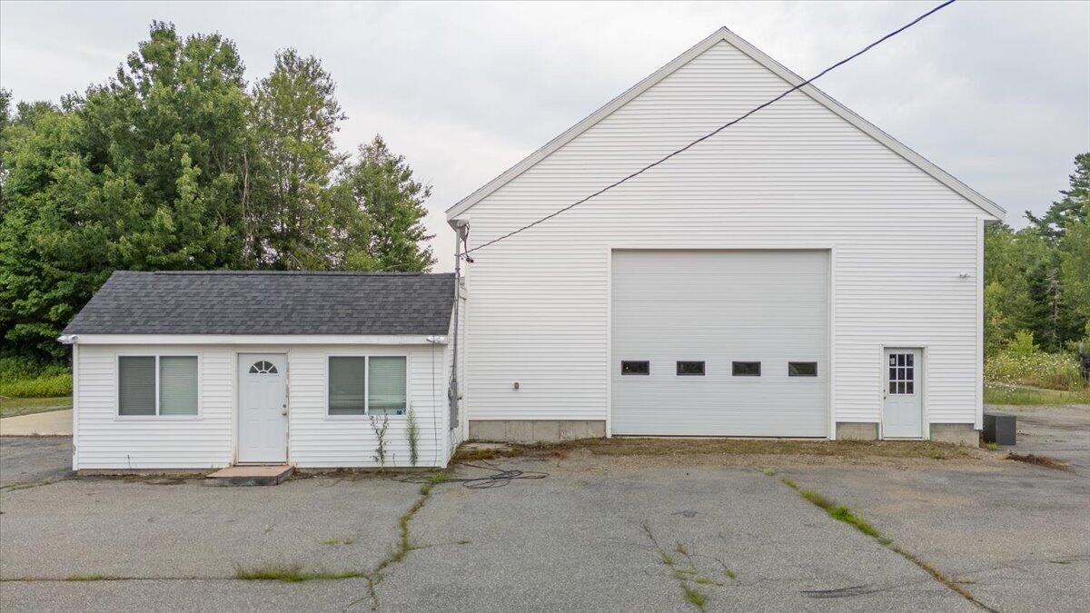 317 Augusta Road Washington ME 04574
