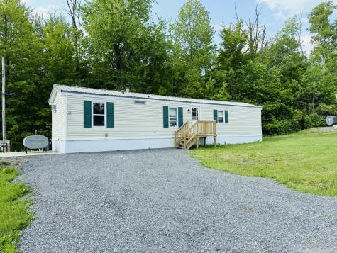 22 Cindy Lane Dexter ME 04930