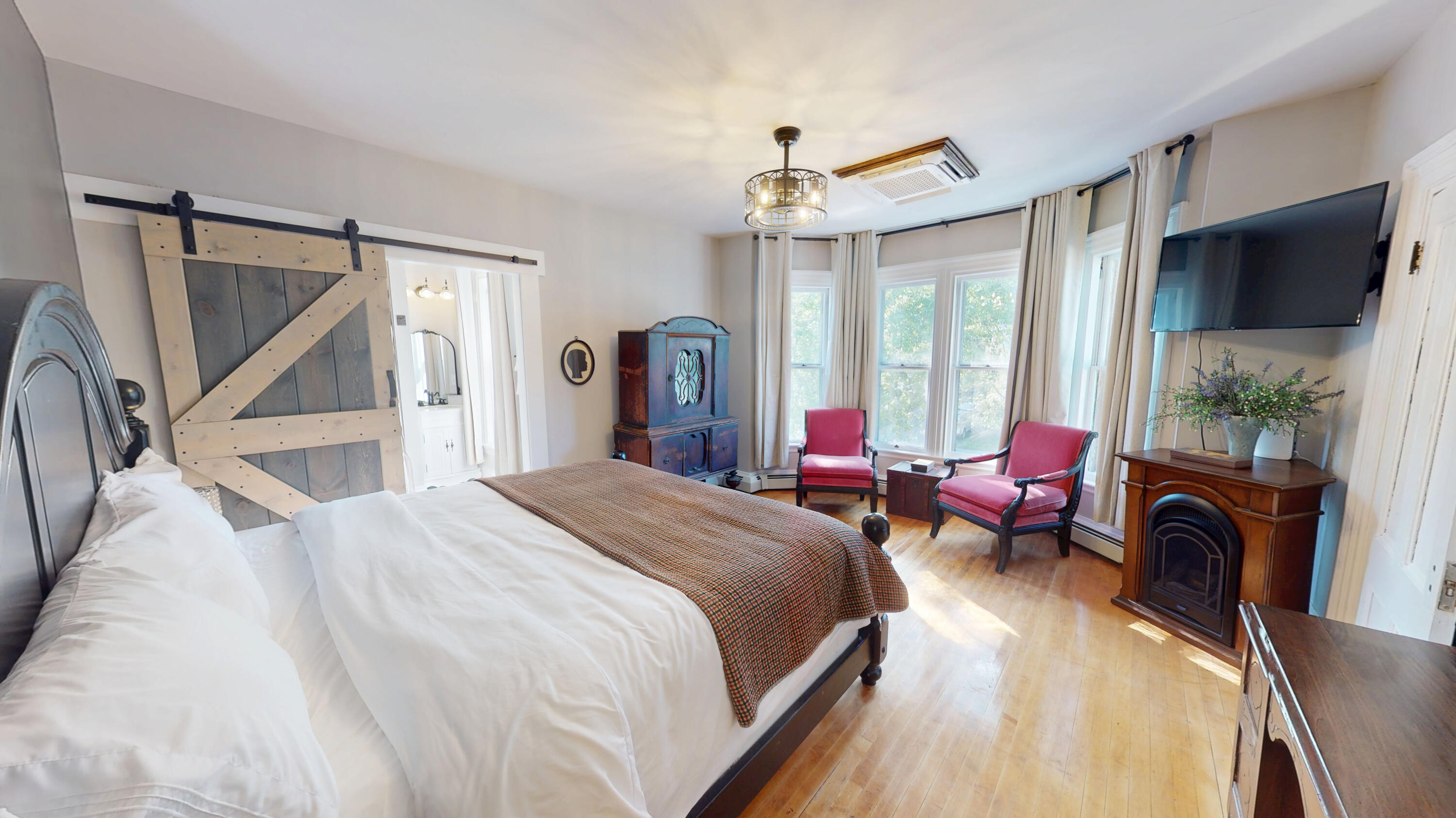 84 Cedar Street Bangor ME 04401