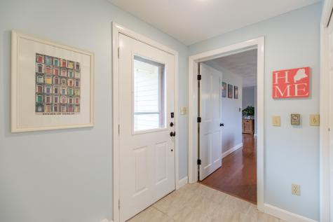 102 Highland Cliff Road Windham ME 04062