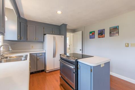 102 Highland Cliff Road Windham ME 04062