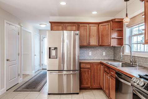 15 Amy Lane Westbrook ME 04092