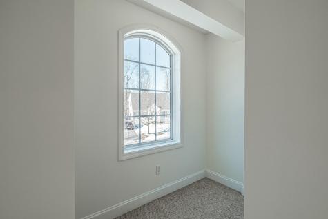 15 Amy Lane Westbrook ME 04092