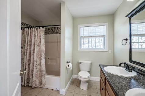 15 Amy Lane Westbrook ME 04092