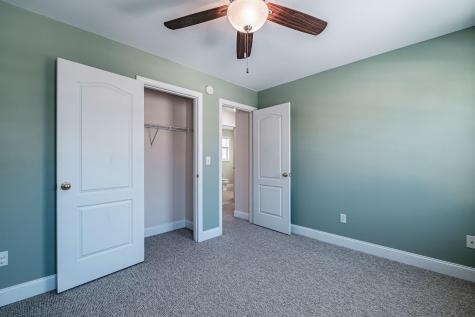 15 Amy Lane Westbrook ME 04092