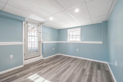 15 Amy Lane Westbrook ME 04092