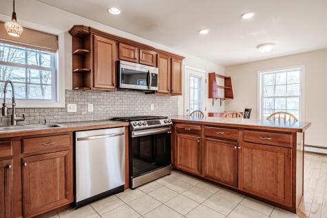 15 Amy Lane Westbrook ME 04092