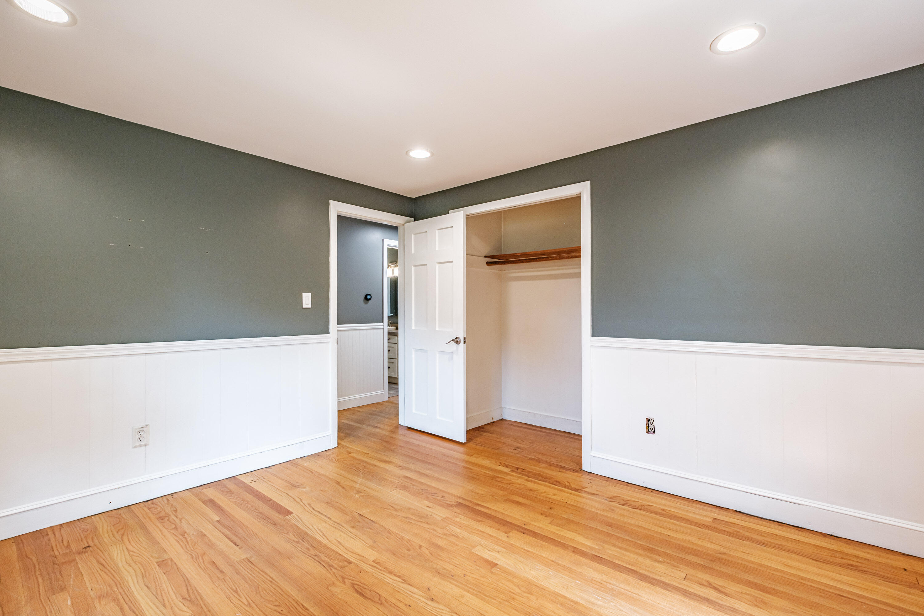 4 Wanda Lane Gray ME 04039