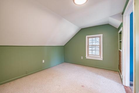 4 Wanda Lane Gray ME 04039