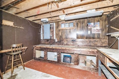 4 Wanda Lane Gray ME 04039