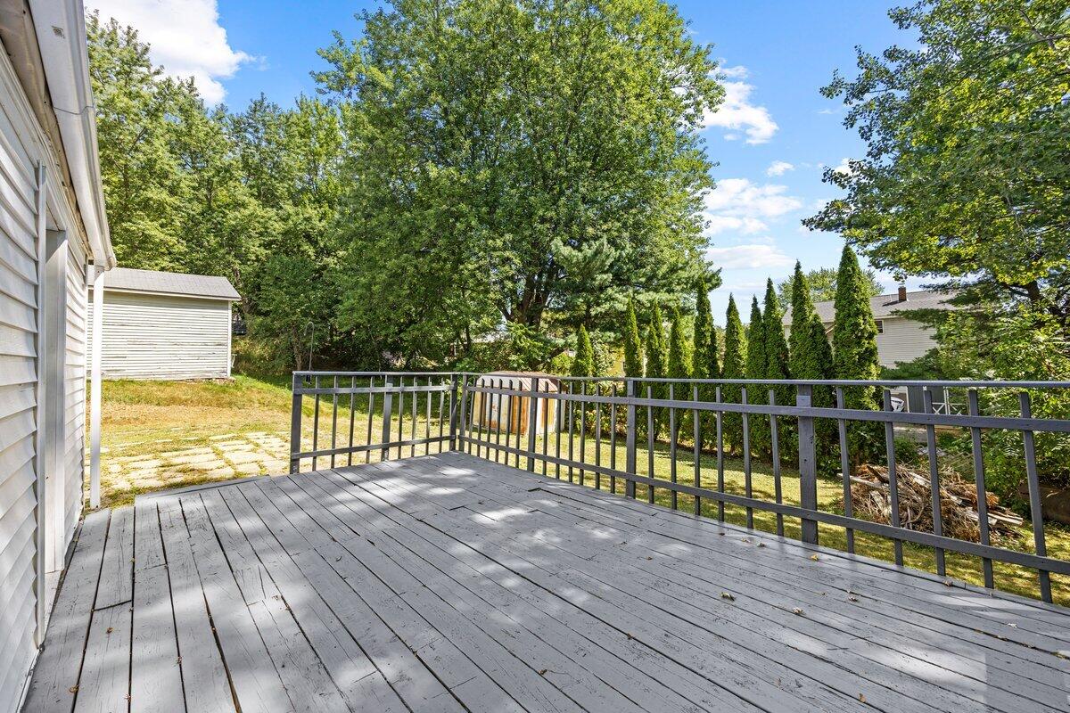 11 Cassell Street Lewiston ME 04240