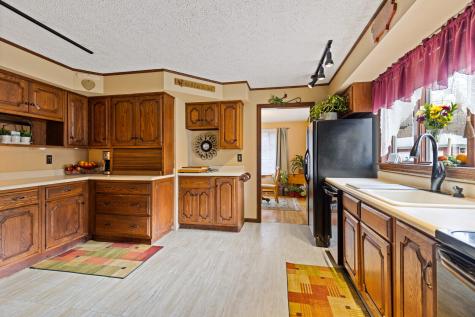 13 Chase Avenue Augusta ME 04330