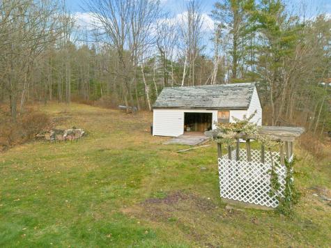 13 Chase Avenue Augusta ME 04330