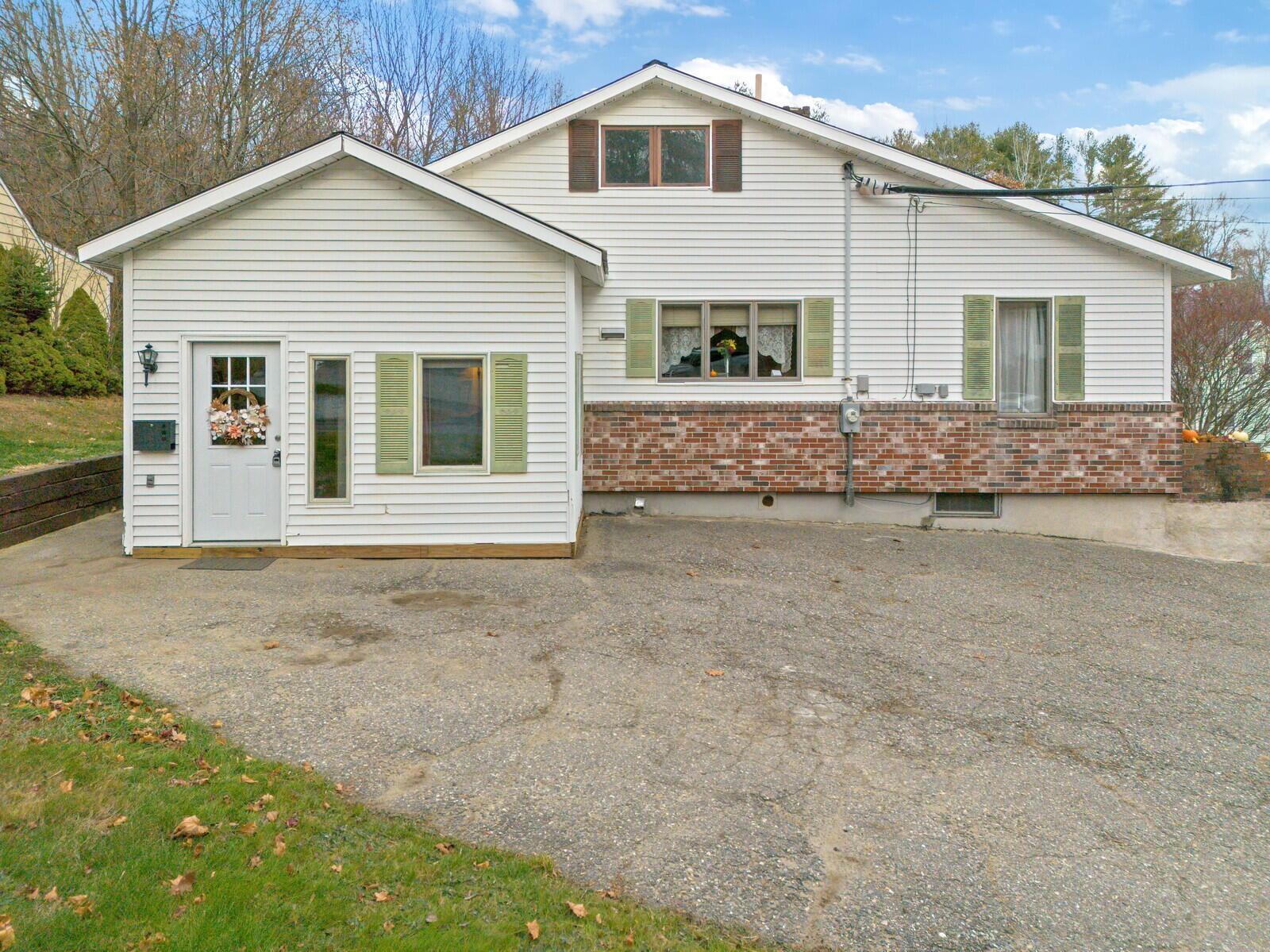 13 Chase Avenue Augusta ME 04330