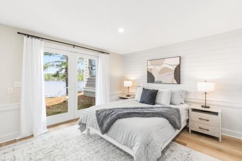 28 E Eleanor Avenue Standish ME 04084