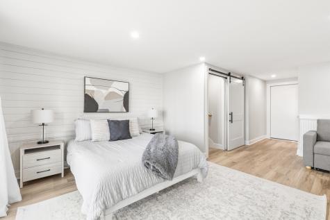 28 E Eleanor Avenue Standish ME 04084