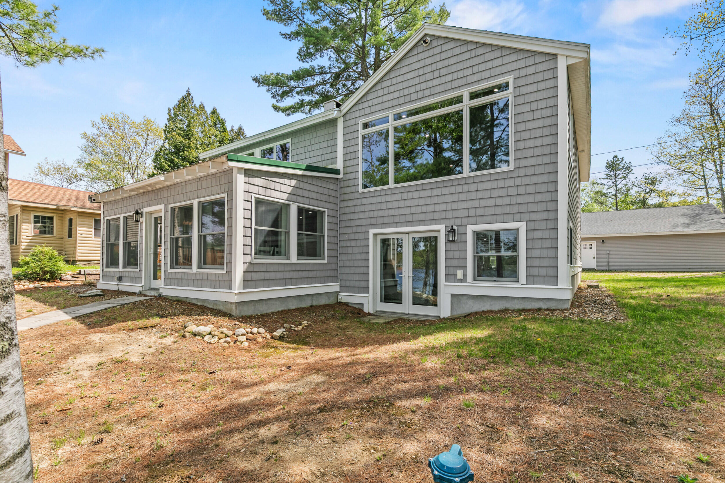 28 E Eleanor Avenue Standish ME 04084