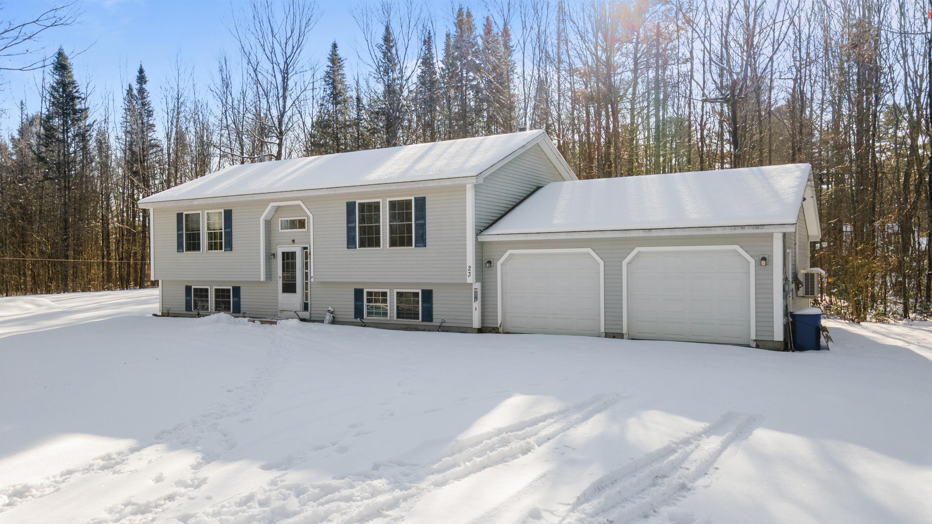 23 Monte Lane China ME 04358