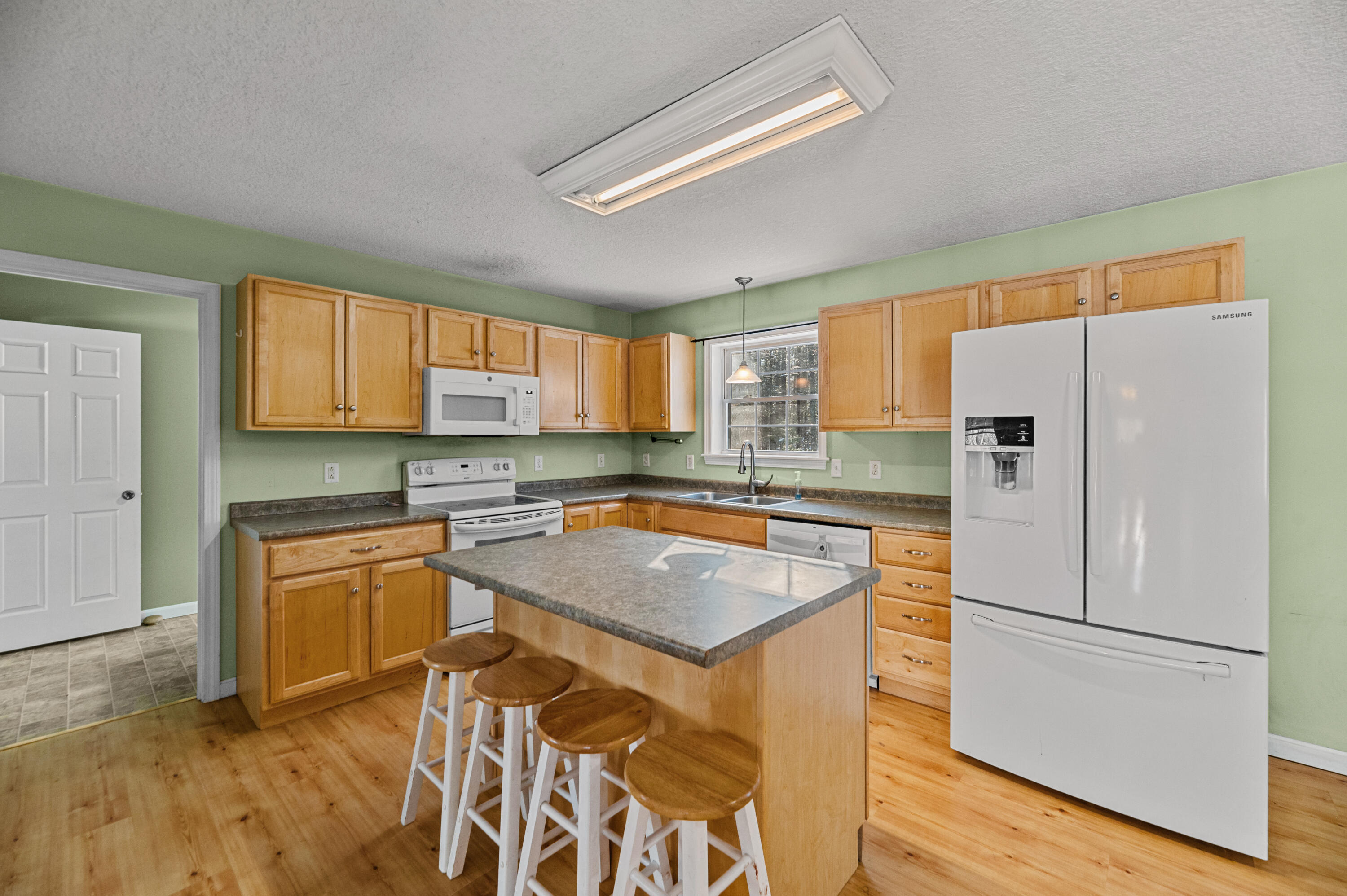 23 Monte Lane China ME 04358