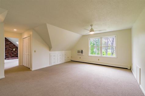 22 Court Street Winslow ME 04901