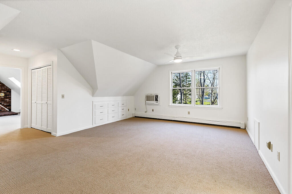 22 Court Street Winslow ME 04901