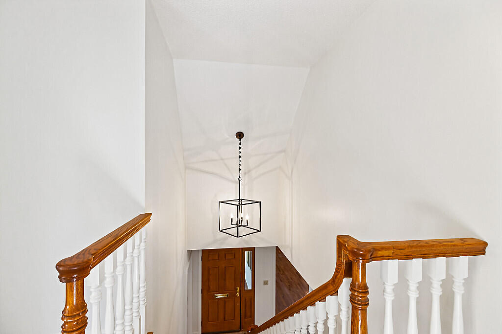 22 Court Street Winslow ME 04901
