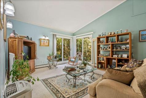 75 Running Hill Road Scarborough ME 04074