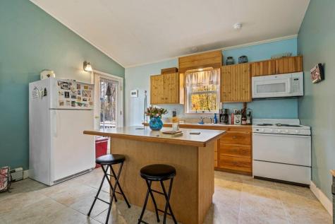 75 Running Hill Road Scarborough ME 04074