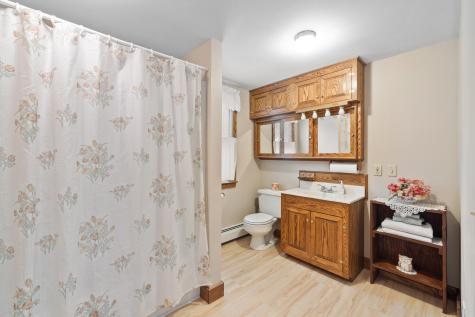 33 Maple Street Limerick ME 04048