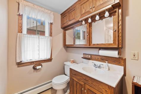 33 Maple Street Limerick ME 04048
