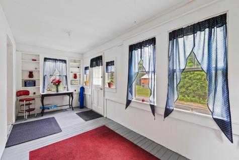 33 Maple Street Limerick ME 04048