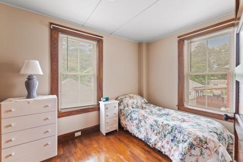 33 Maple Street Limerick ME 04048