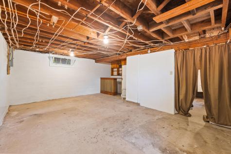 33 Maple Street Limerick ME 04048
