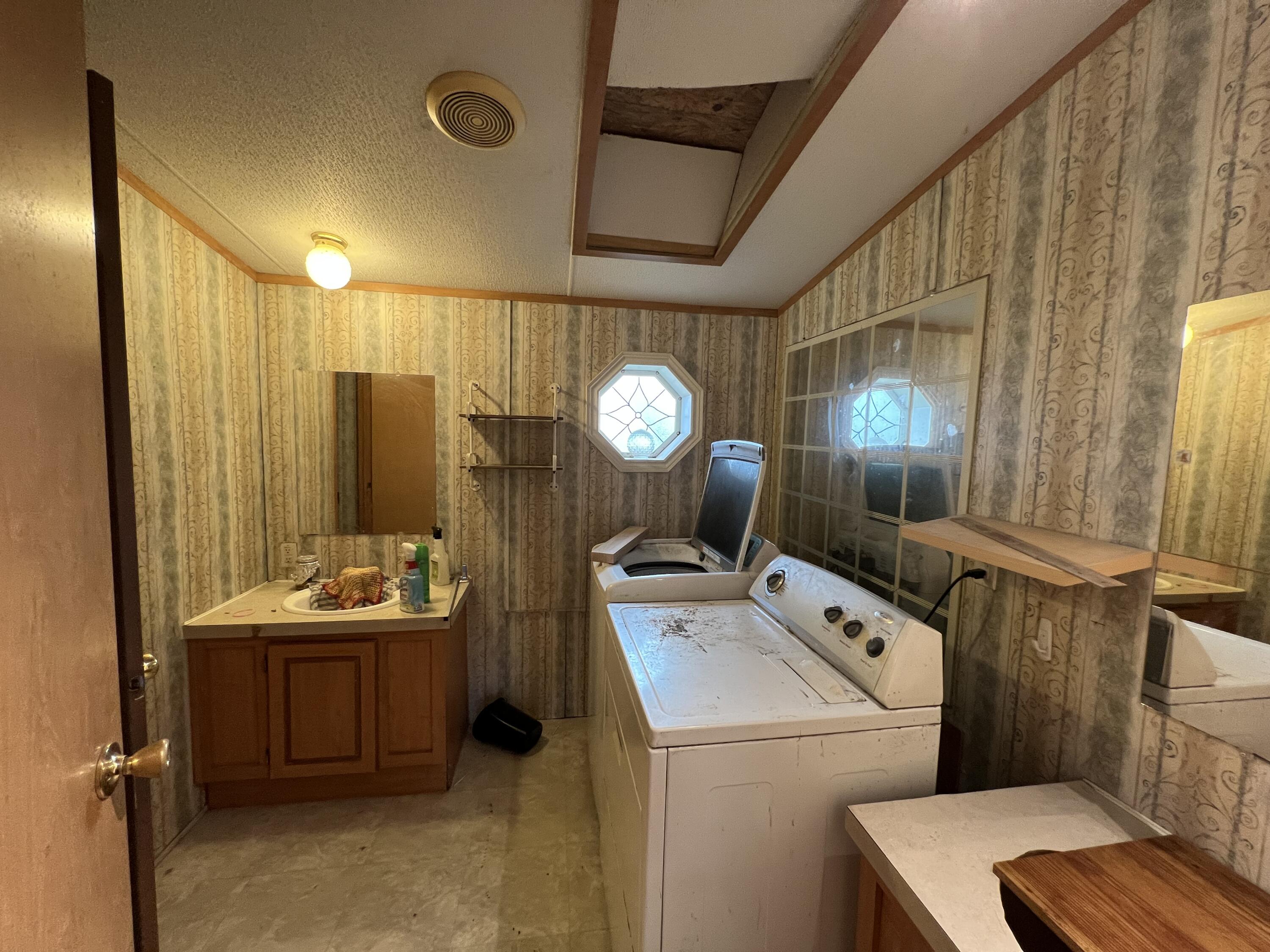 90 Come Spring Lane Warren ME 04864