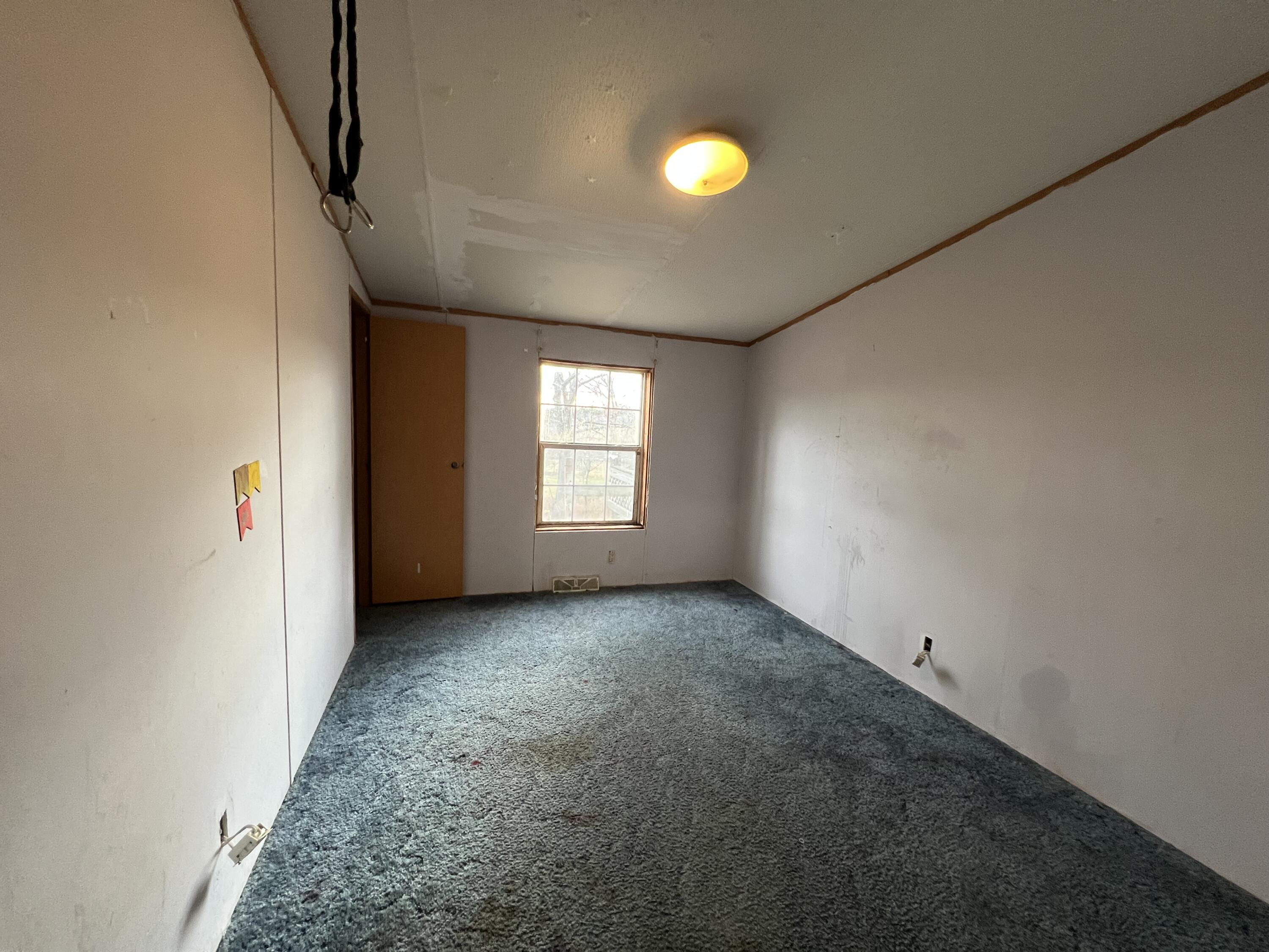 90 Come Spring Lane Warren ME 04864