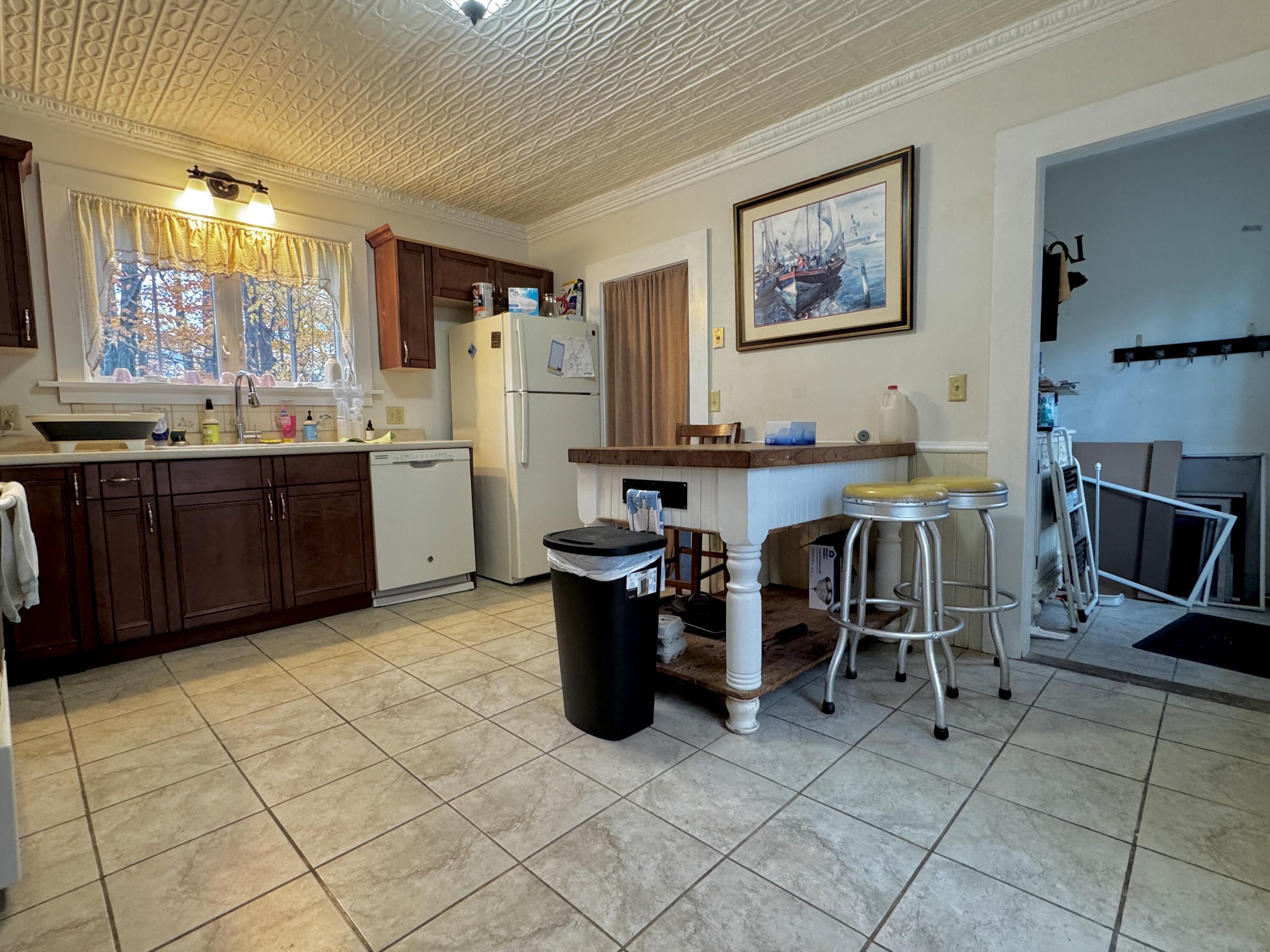 704 Main Street Calais ME 04619