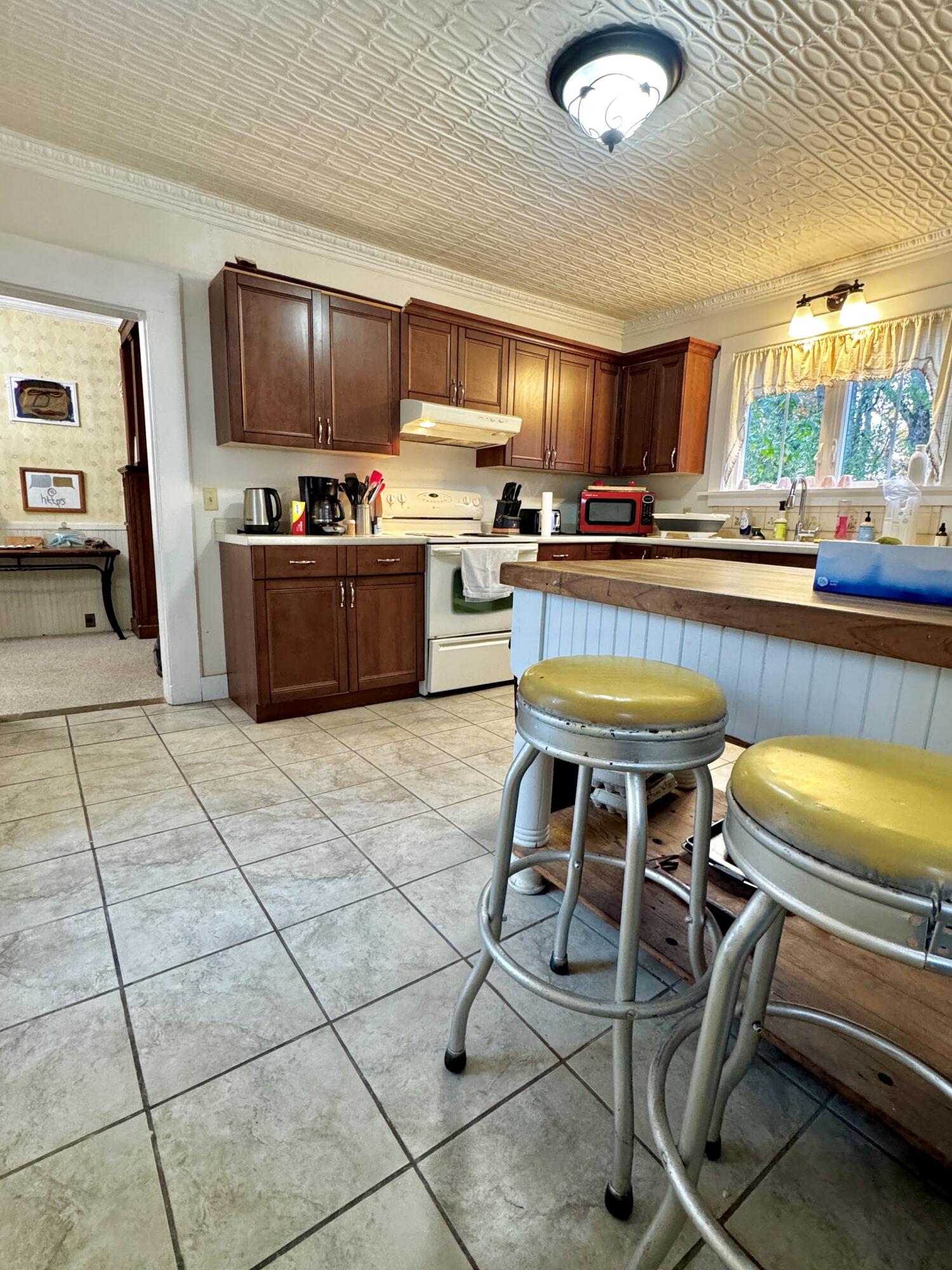 704 Main Street Calais ME 04619