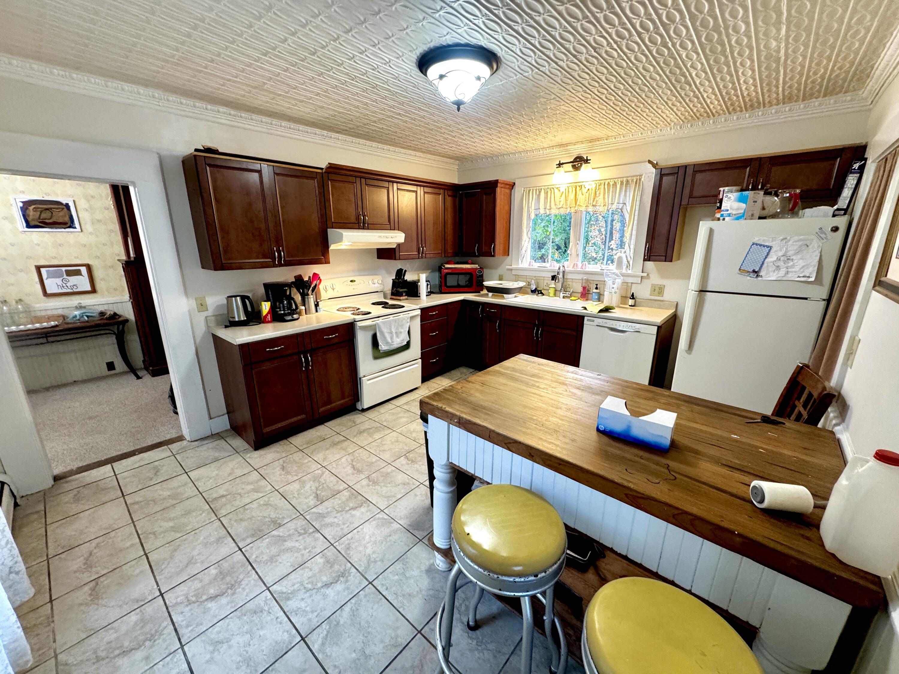 704 Main Street Calais ME 04619