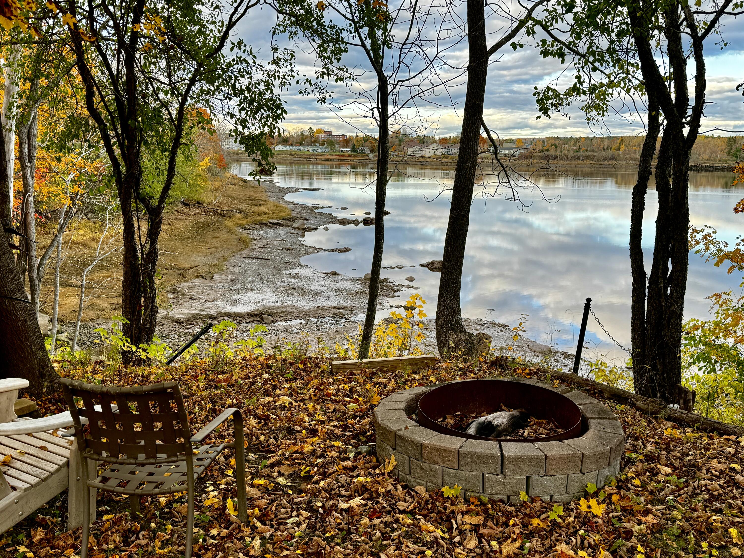 704 Main Street Calais ME 04619