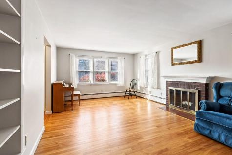 6 Noyes Avenue Waterville ME 04901