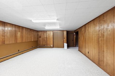 6 Noyes Avenue Waterville ME 04901