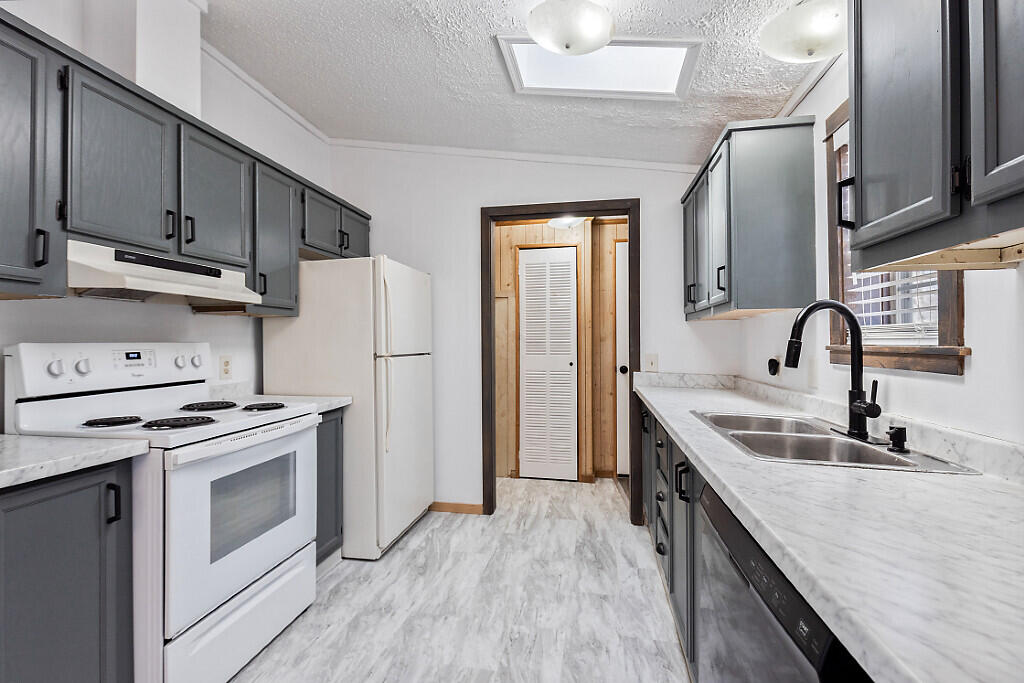 269 Summer Street Oakland ME 04963