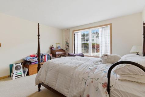 18 Parkside Drive Biddeford ME 04005